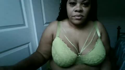 Snapshot of vickycake chatting on January 30, 12:50 am Vicky Cake online show from January 30, 12:50 am
