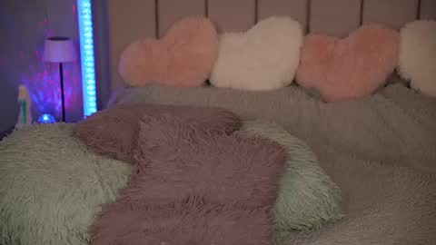 vickysecret96 online show from September 30, 6:40 pm