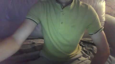 Snapshot of victor_1486 chatting on September 28, 8:07 pm victor_1486 online show from September 28, 8:07 pm