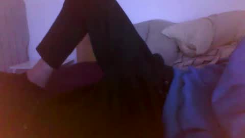 Snapshot of victor_1486 chatting on October 13, 9:39 pm victor_1486 online show from October 13, 9:39 pm