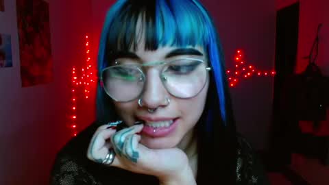 victoria online show from May 13, 6:12 am