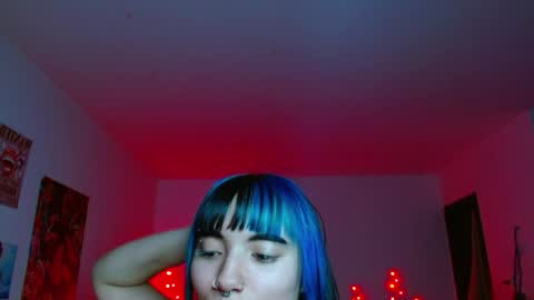 victoria online show from May 15, 6:33 am