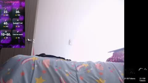 Victoria online show from December 19, 1:51 pm