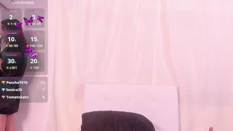 Victoria Zans  online show from January 6, 5:28 pm