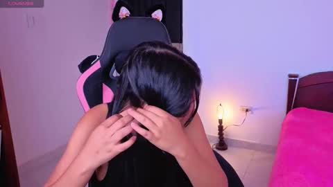 victoriacarmonaa online show from February 7, 5:05 pm