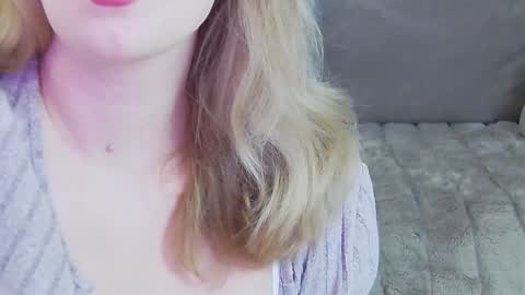 Miss V online show from December 21, 2:14 pm