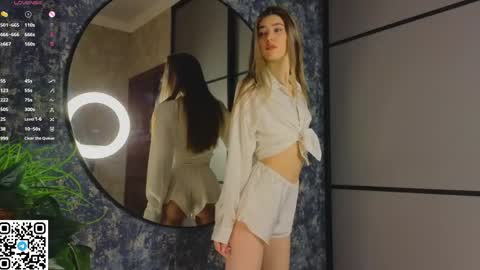 victoriahouston online show from April 12, 6:39 am