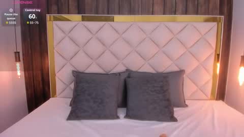 Victoria  online show from December 20, 1:40 pm