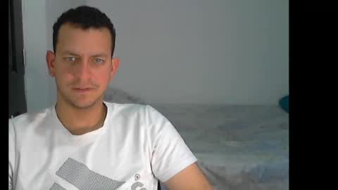 victormanuelq_1 online show from April 29, 12:26 am