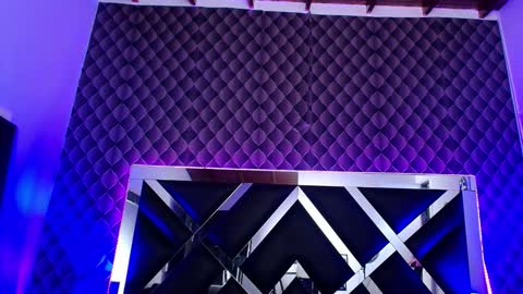 victtoria lee online show from October 20, 7:08 pm