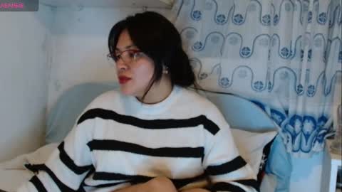 Astrid Collins online show from February 12, 8:18 am