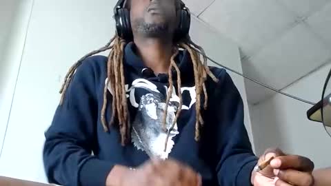 viizin online show from February 3, 4:11 pm