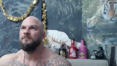 viking online show from April 7, 6:21 pm