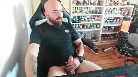 vikingc0ck_ online show from November 3, 4:08 pm