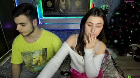 vikki and george online show from January 20, 9:22 pm