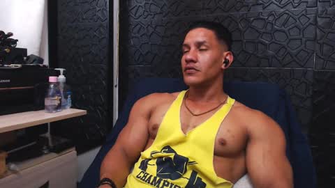 Viktor Herrera online show from October 2, 2:38 pm