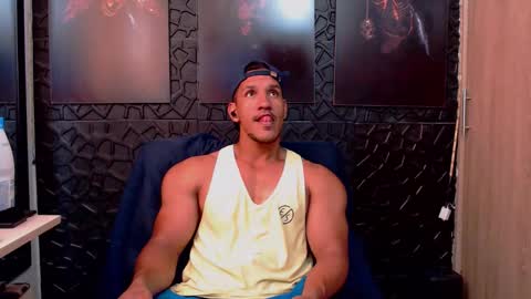 Viktor Herrera online show from March 21, 3:17 pm