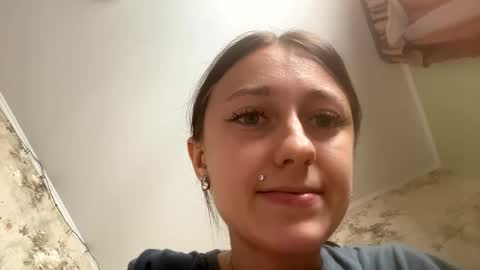 Snapshot of viktoria9898 chatting on September 16, 11:45 am Sweett online show from September 16, 11:45 am