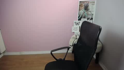 viktoria_lovely online show from February 11, 12:47 pm