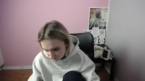 viktoria_lovely online show from January 14, 9:13 am