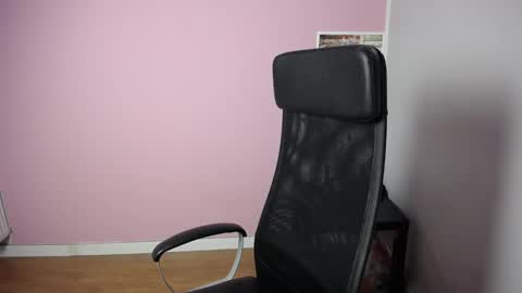 viktoria_lovely online show from September 18, 6:50 am