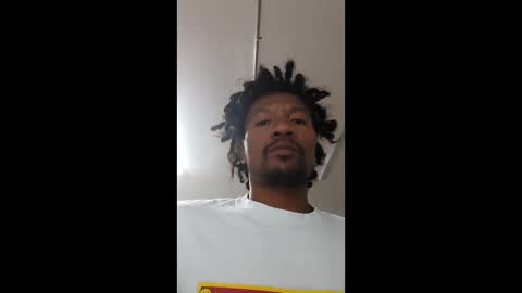 vince1992kys online show from May 6, 10:32 am