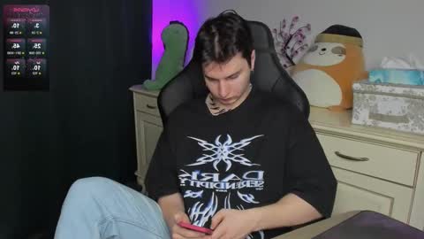 Vincent Strong online show from January 14, 8:33 am