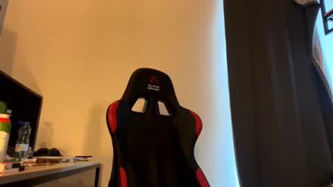 vincentprice69 online show from February 1, 12:46 pm