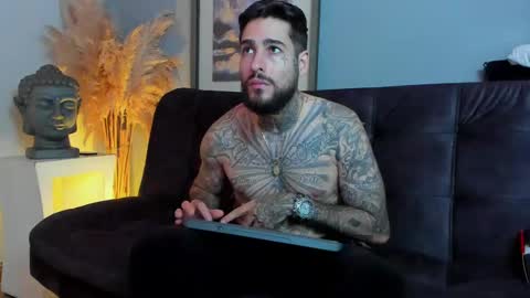 Vincent Sartori online show from November 17, 8:00 pm