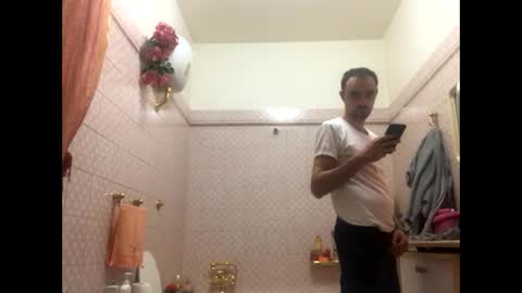 Zenith online show from February 4, 9:52 pm