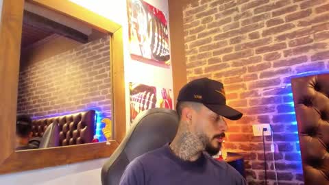 ---Vinzen--- online show from November 12, 4:15 am