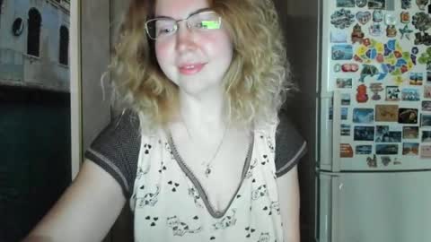 viodetta online show from December 3, 10:49 am