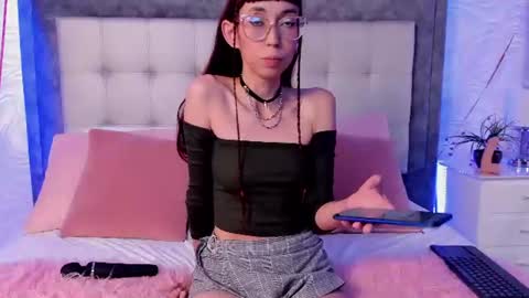Violet  online show from June 29, 9:47 pm
