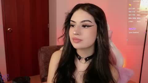 Violeta  online show from July 15, 7:07 pm