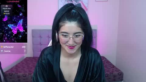 Violet  online show from December 20, 1:18 pm