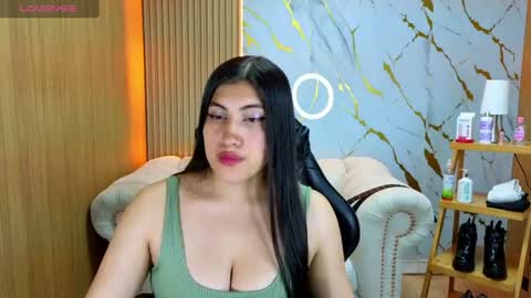 Violet online show from June 29, 8:19 pm