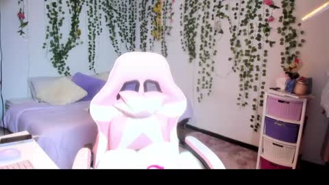 Violeta online show from April 29, 7:40 pm