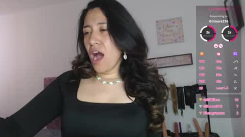 violeta_scott_ online show from June 22, 2:35 pm