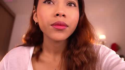 violeth___ online show from December 22, 1:07 pm