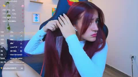 violeth_rosse_ online show from April 10, 2:28 am