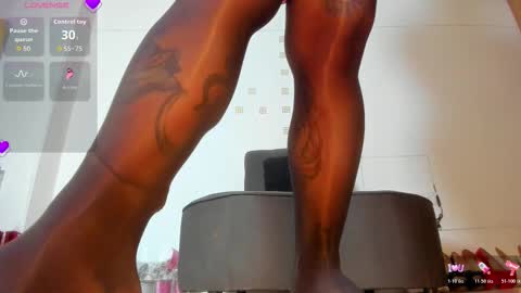 VIOLETA MONTANA online show from November 21, 11:41 am