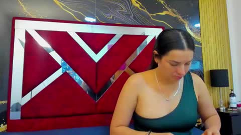 Violet Rose online show from February 1, 11:35 pm