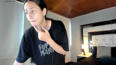 violetskinny online show from October 15, 9:59 pm