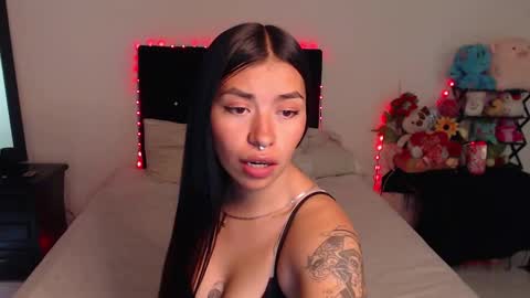 Snapshot of violett_flowers chatting on January 24, 7:07 pm violeta  online show from January 24, 7:07 pm