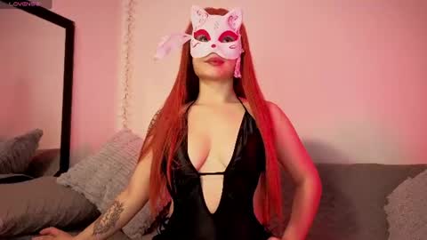 violettaarojass online show from July 14, 10:54 am