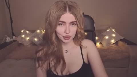 ViolettaOtis online show from January 12, 12:34 pm