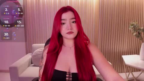 Violett Castel online show from September 13, 8:00 pm