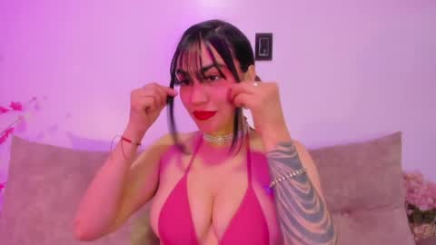 violette_laurent online show from May 27, 1:57 am