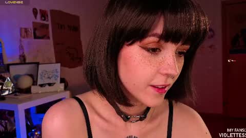 Vi  Best on my Fansly  online show from July 17, 6:32 pm