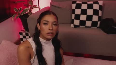 Violet online show from November 16, 12:45 am